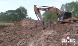 重庆挖挖机爆料事件视频,真相与争议交织的工地风云