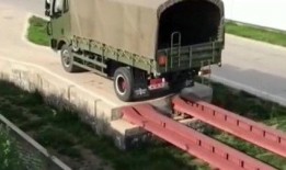 四点四卡车爆料视频,行业内幕大曝光