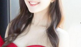 女网红被真实视频爆料,揭秘网络红人的真实面目