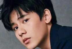 娱乐大爆料张若昀唐艺昕,娱乐圈再掀浪漫风暴