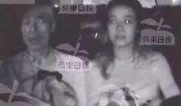 女友爆料接吻视频,甜蜜瞬间引发网友热议